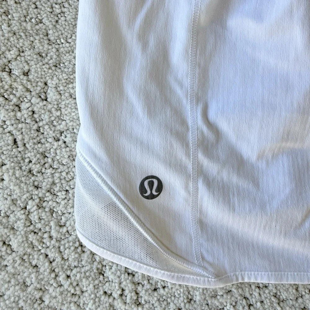 Lululemon Hotty Hot Short II Long 4" White Size 6 University Colorado CU Lined - Picture 4 of 8